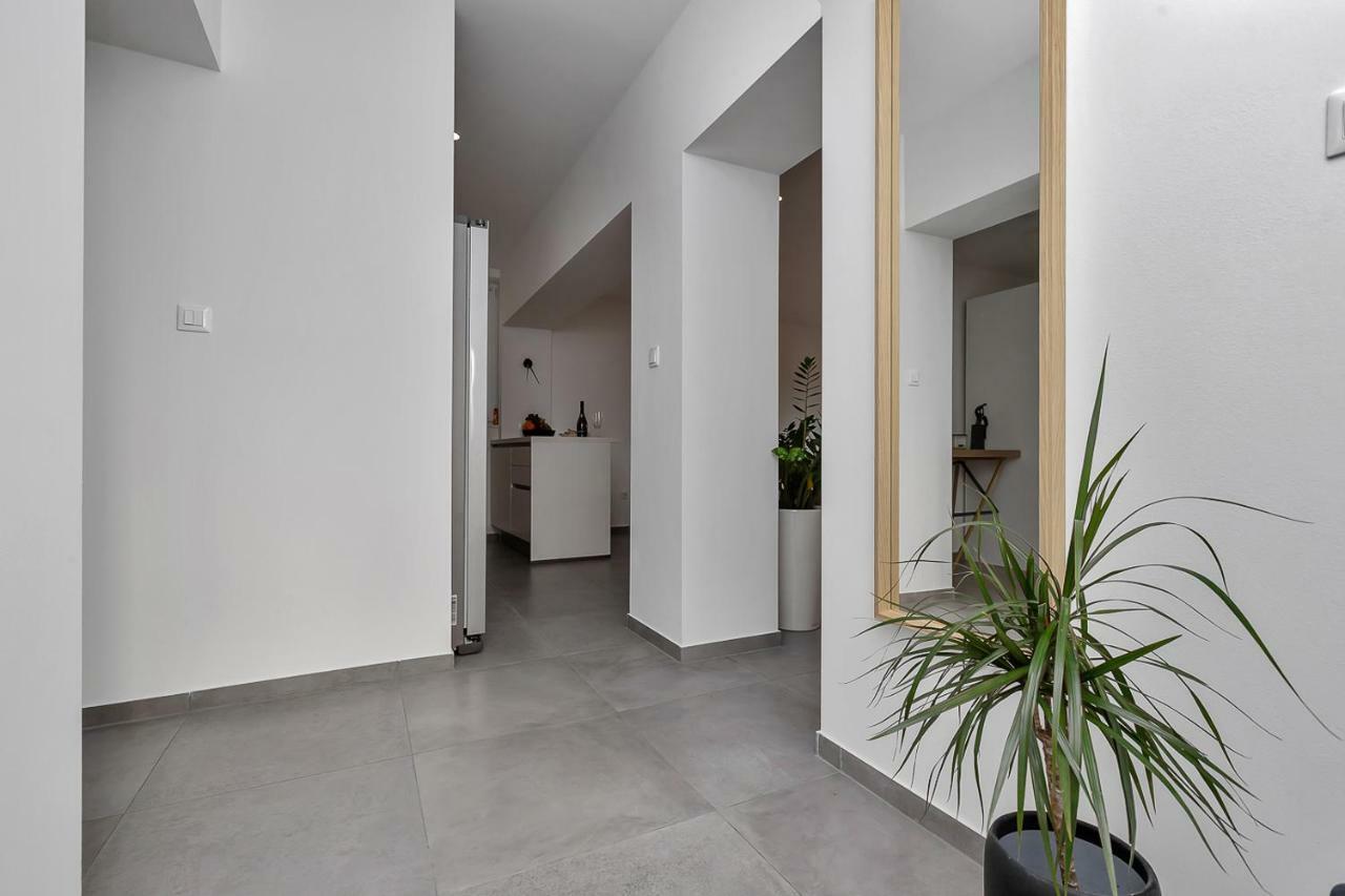 Villa Zagradina Baška Voda エクステリア 写真